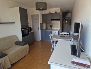 Fernseher