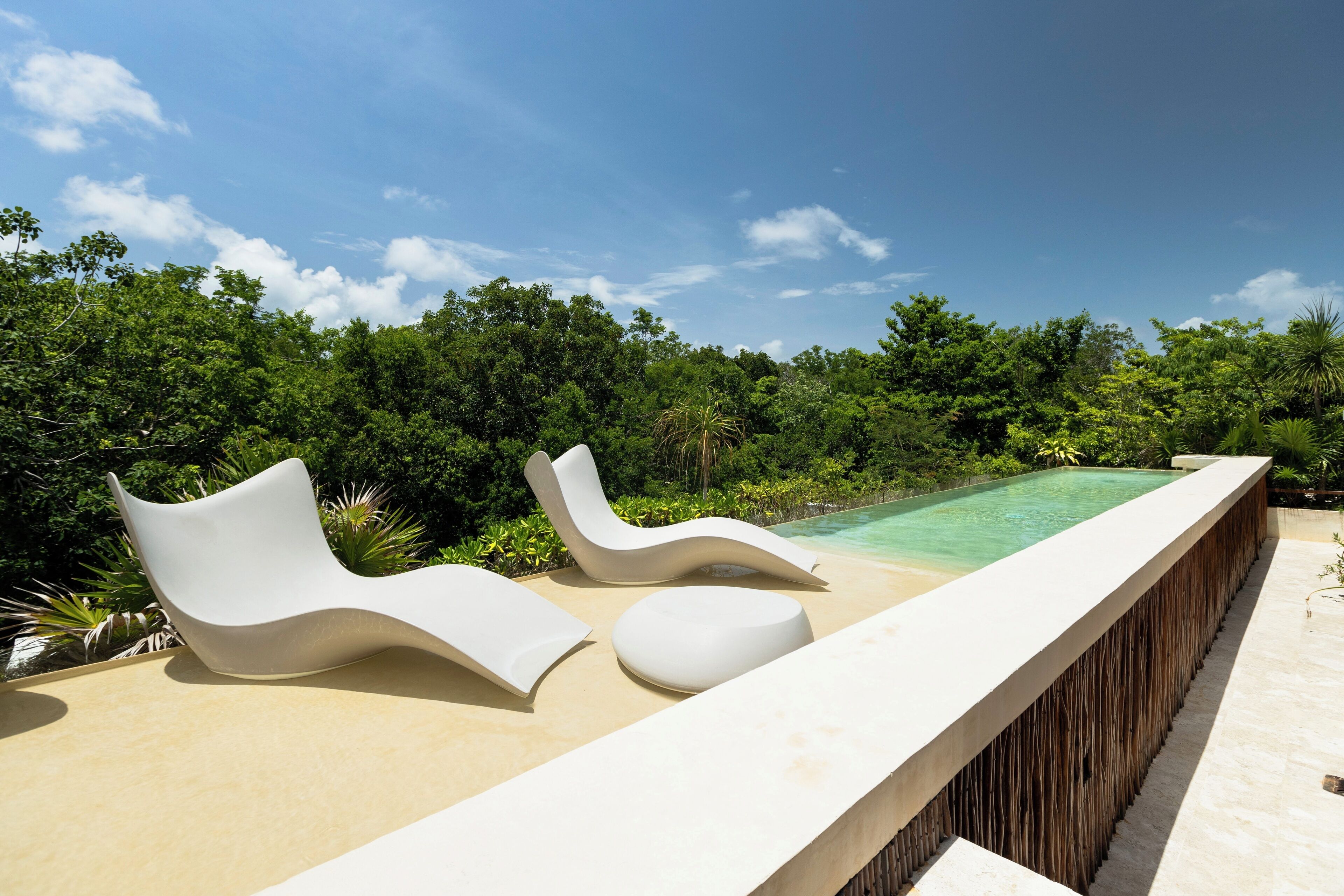 Indendørs pool, udendørs pool