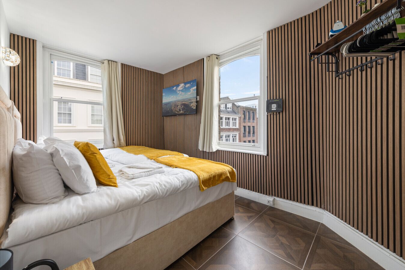 Bügeleisen/Bügelbrett, kostenloses WLAN, Bettwäsche