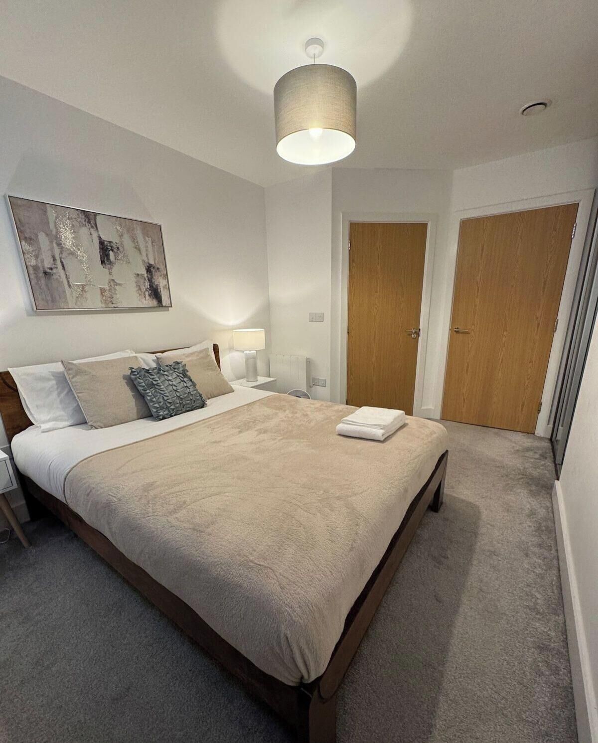 2 bedrooms, iron/ironing board, free WiFi, bed sheets