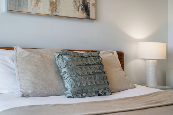 2 habitaciones, tabla de planchar con plancha y wifi gratis 