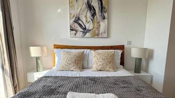 2 bedrooms, iron/ironing board, free WiFi, bed sheets