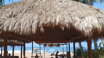 Tumbonas y toallas de playa