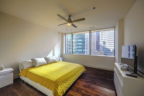 アイロン / アイロン台、WiFi、ベッドシーツ