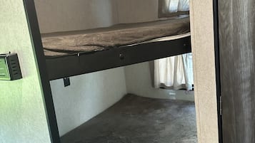 1 camera, lenzuola