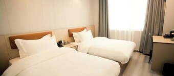 Homeinn Pebble Hotel (Tongling Zhidicheng Fortune Plaza Third Middle School)