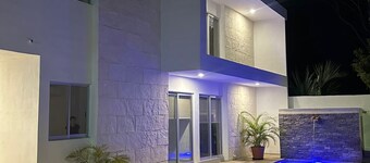 Casa D'Sauza's