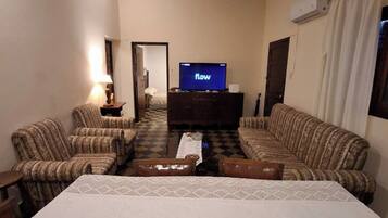 2 makuuhuonetta, Wi-Fi, vuodevaatteet