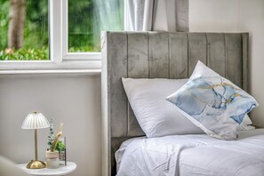 2 habitaciones, wifi gratis y ropa de cama 