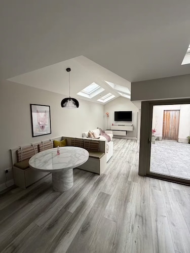 4 bedroom in Dublin 4