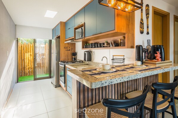 Basic Apartment | Private kitchen