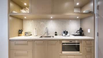 Fridge, microwave, coffee/tea maker, toaster