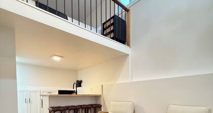 Chic loft Elmont NY