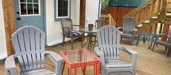 Nestle Inn-centrally located-walk to historic town Square-Big Rocks park & more