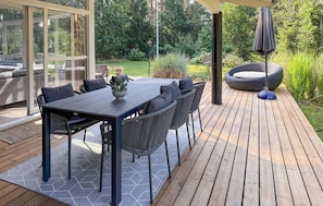 Buiten dineren