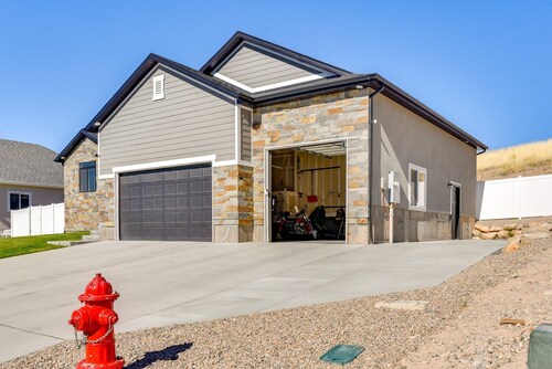 Morgan Retreat: A Modern Family Getaway