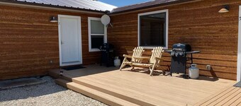 Peaceful Mountain View 2-bedroom Cabin