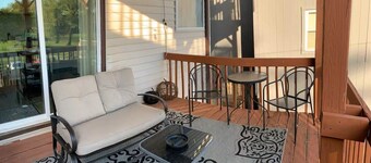 Riverside Hideaway minutes from downtown Cincy