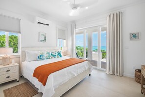 3 bedrooms, in-room safe, desk, iron/ironing board