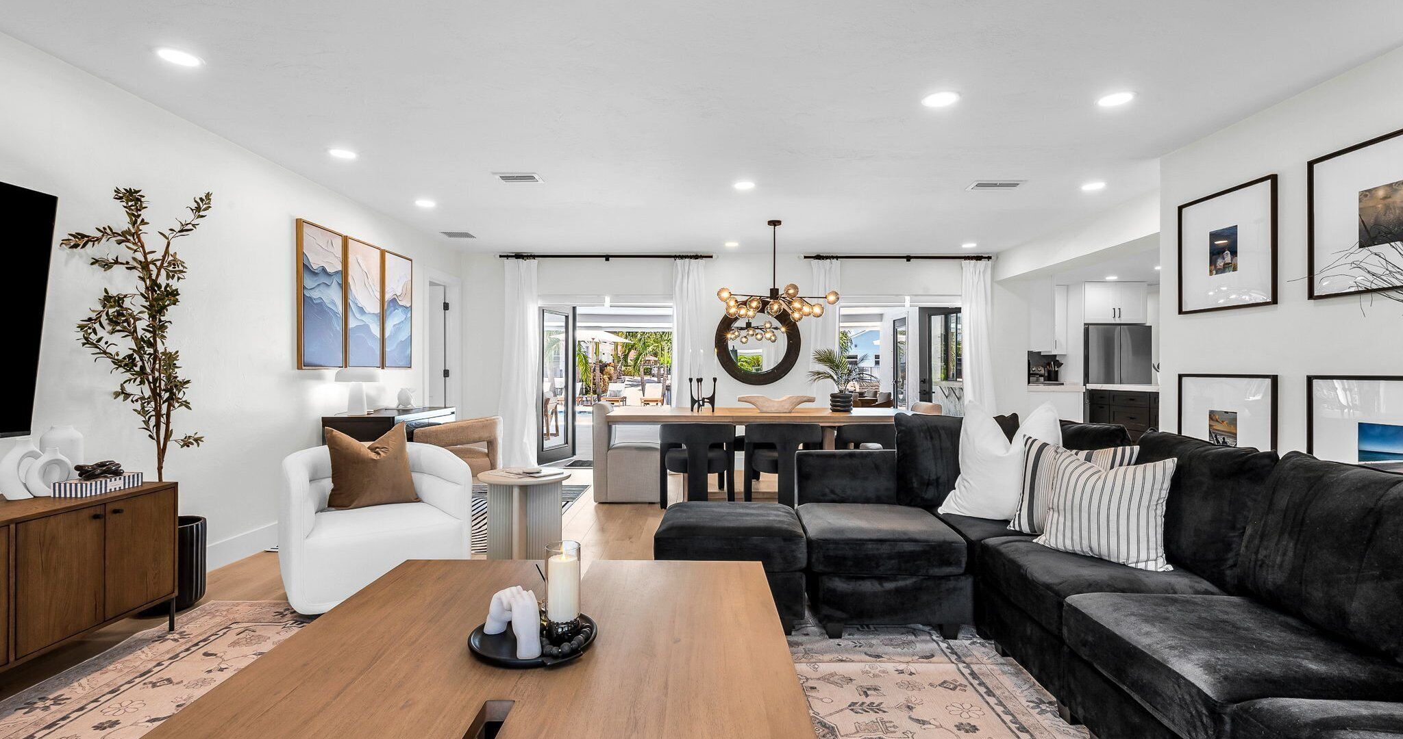 Luxe Lake Oasis I Dock I Pool I Designer I Kayaks! - Boynton Beach, FL