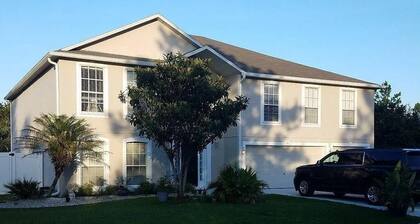 Shorterm Mansion Rental 6 B&4.5 Ba.