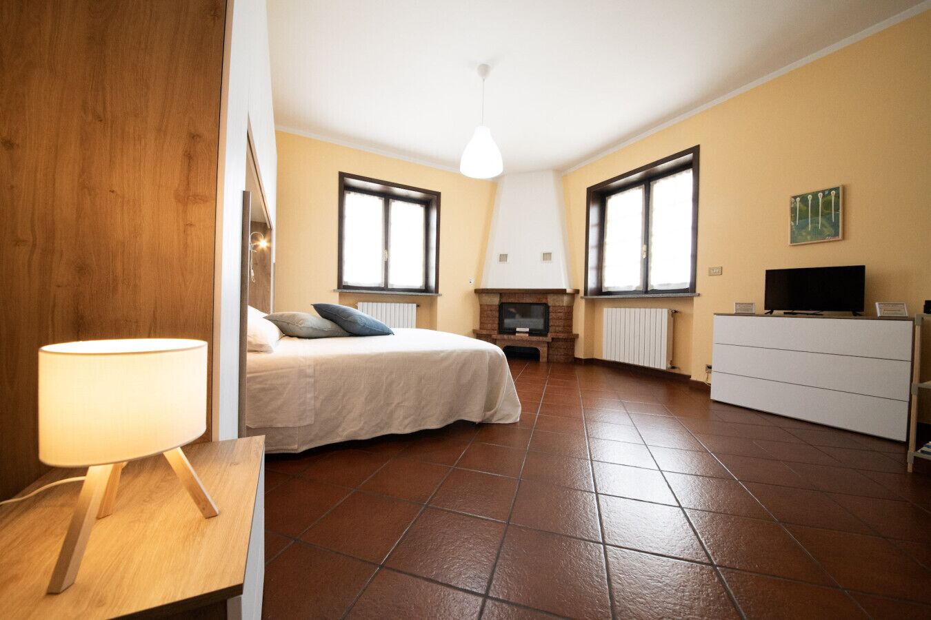 Bureau, Wi-Fi, draps fournis