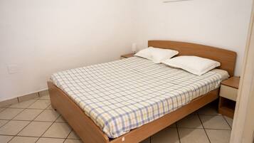 1 Schlafzimmer, Schreibtisch, Bügeleisen/Bügelbrett, WLAN