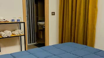 1 habitación, wifi y ropa de cama