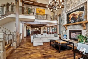 TV, fireplace, stereo