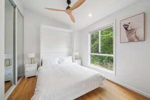 2 bedrooms, iron/ironing board, travel crib, free WiFi