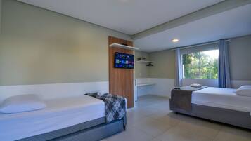 Family Suite | Individually decorated, individually furnished, free WiFi, bed sheets