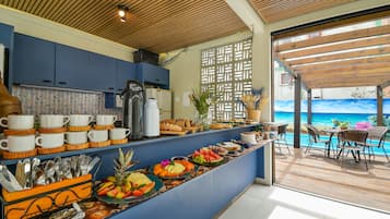 Bao gồm bữa sáng buffet hàng ngày