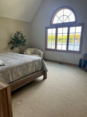 6 makuuhuonetta, ilmainen Wi-Fi, vuodevaatteet