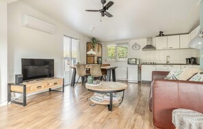 Smart TV, fireplace - Beautiful home in Erm with WiFi (Erm)