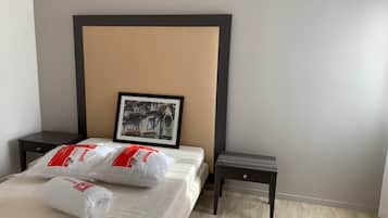 1 habitación, wifi gratis y ropa de cama