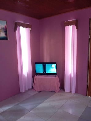 Quarto quádruplo | TV