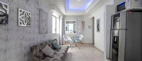 Comfort Apartment, Balcony, Beach View | Free WiFi