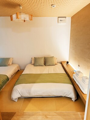 3 bedrooms, desk, free WiFi, bed sheets