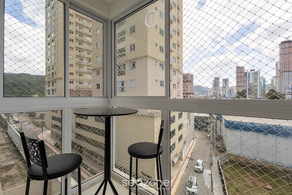 Basic Apartment | Interior - Apto c/ Varanda Gourmet a 500m da Praia - CDM0101 (Itapema)