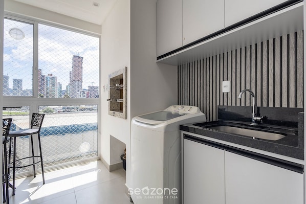 Basic Apartment | Interior