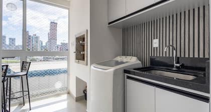 Apto c/ Varanda Gourmet a 500m da Praia - CDM0101