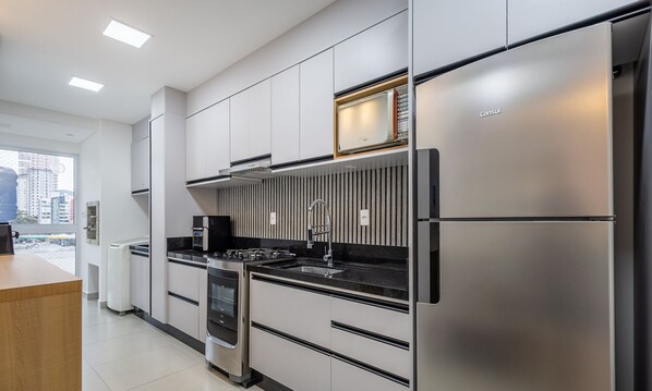 Basic Apartment | Private kitchen