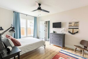 3 bedrooms, iron/ironing board, travel cot, free WiFi