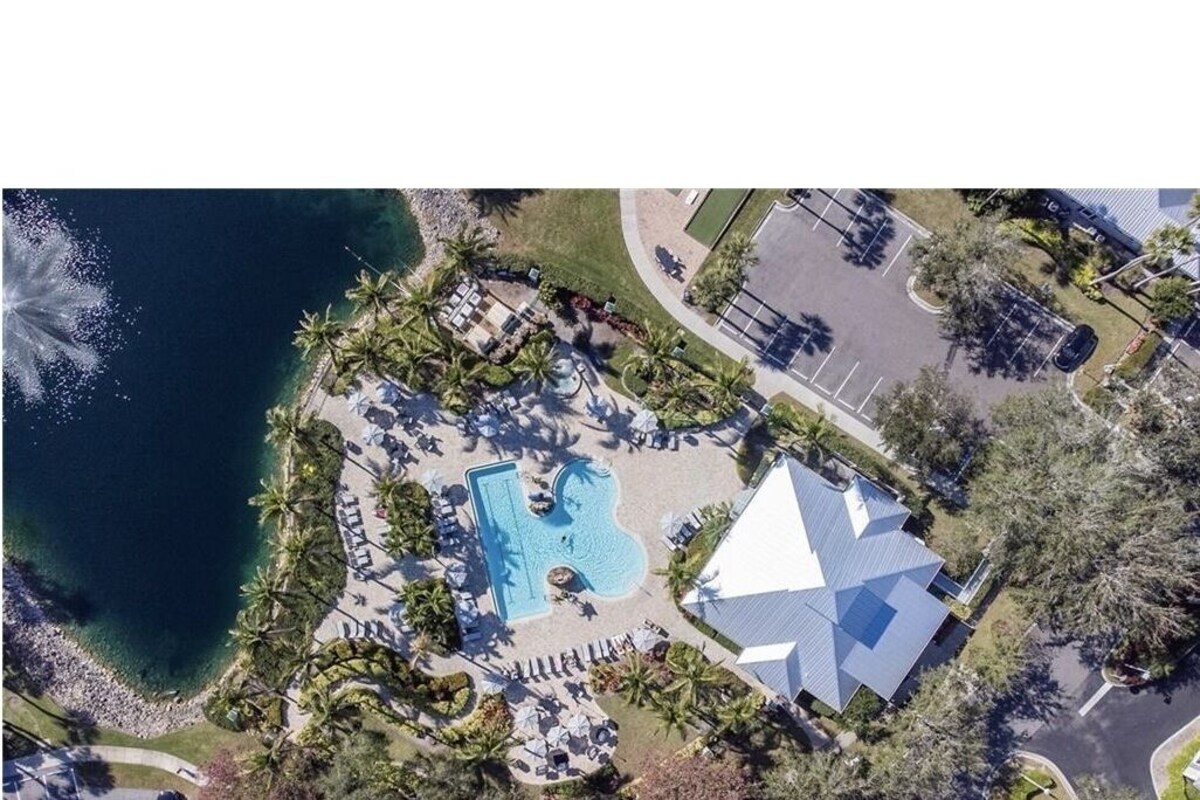 Photo 12 of Resort-Style Naples Condo, Lake Views, Golf, Pool & Beaches Nearby
