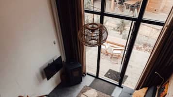 Smart-TV, peis og bordtennis