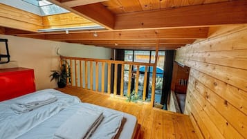 2 soverom, reiseseng for barn, wi-fi (inkludert) og sengetøy