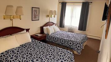 2 bedrooms, bed sheets