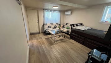 2 habitaciones, tabla de planchar con plancha y wifi gratis