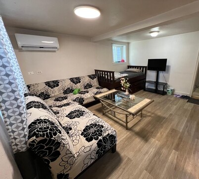 Cozy #Early Check-in#Walkable Harbour Front#Attractions-Amenities#W/INFANT CRIB