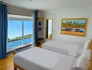 1 quarto, acesso à internet, roupa de cama